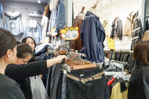 廣州3大服裝批發(fā)市場(chǎng)年底清倉 韓劇同款低至20元,沖鴨